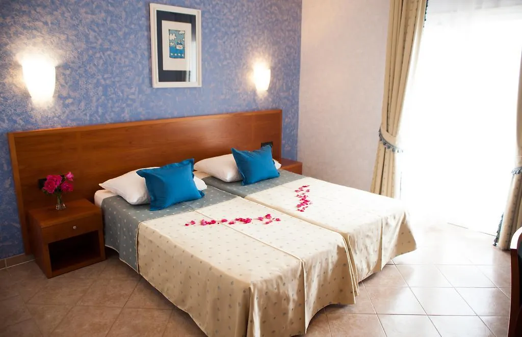 Hotel Zlatni Lav Martinšćica