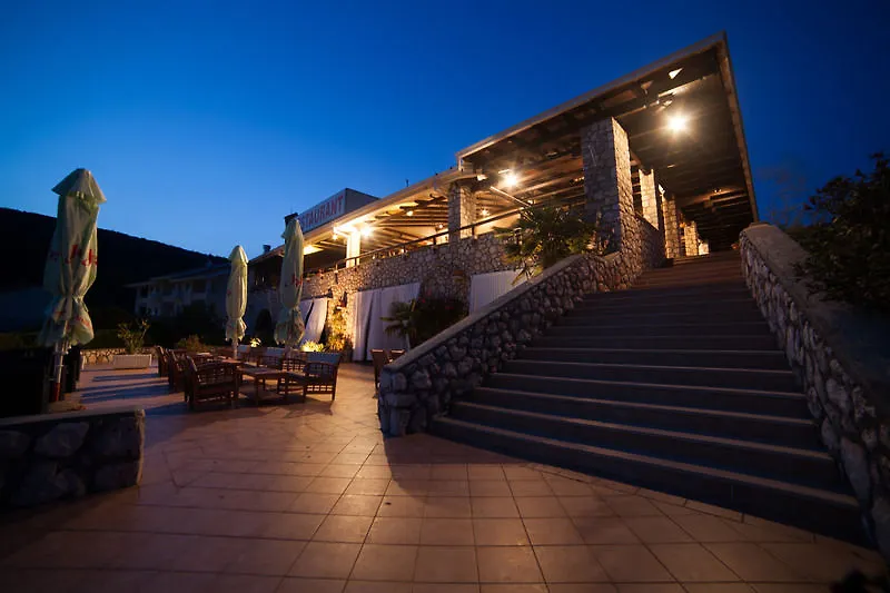 ****  Hotel Zlatni Lav Martinšćica Chorvatsko