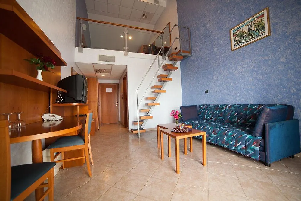 Hotel Zlatni Lav Martinšćica