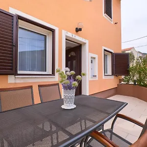 Tanja Apartment