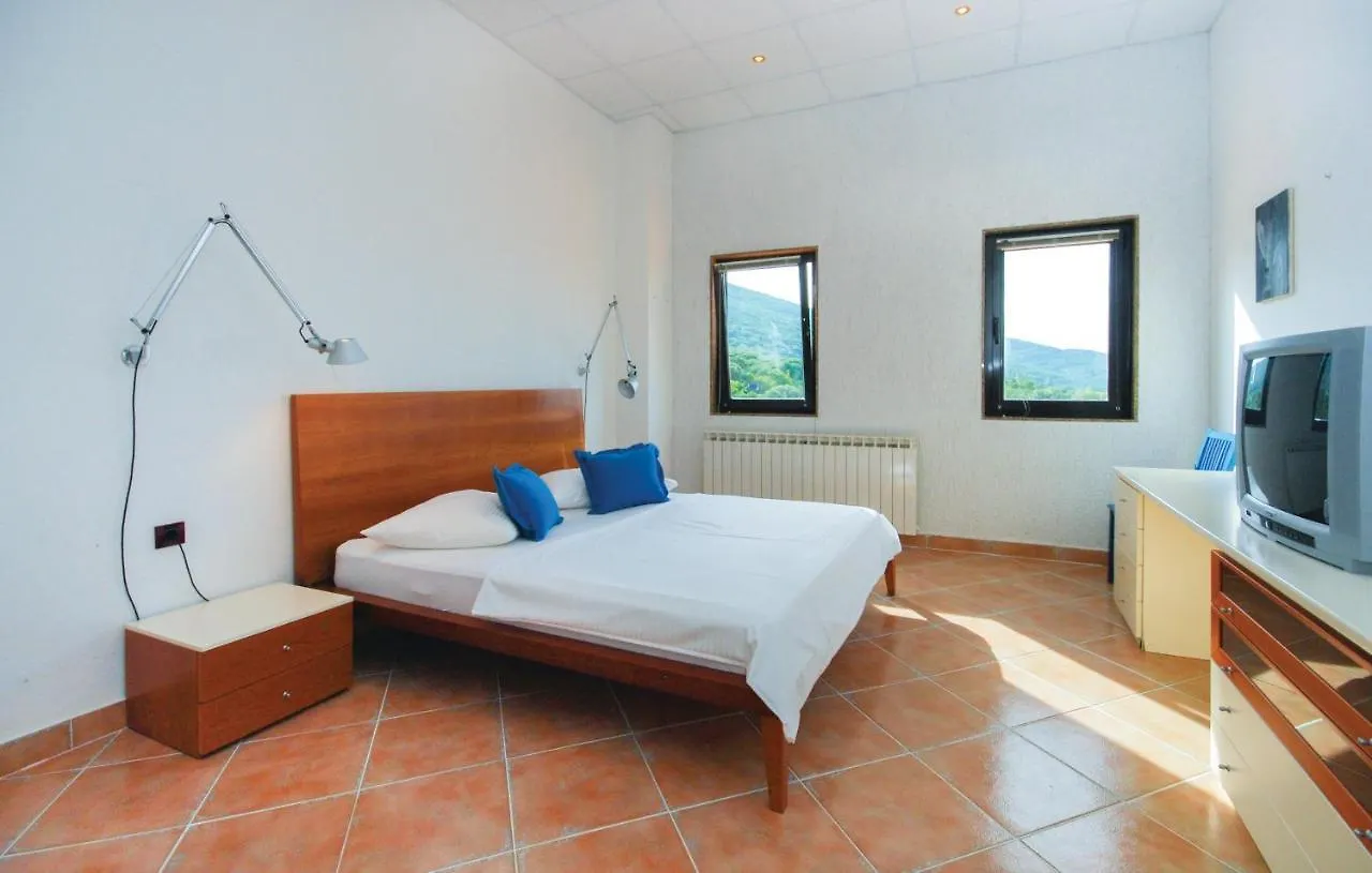 Hotel Zlatni Lav Martinscica