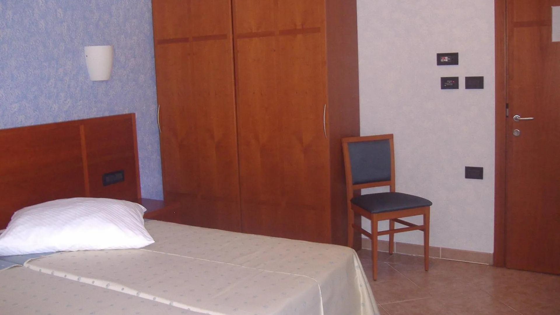 Hotel Zlatni Lav Martinscica  4*, Martinscica (Cres) Croatia
