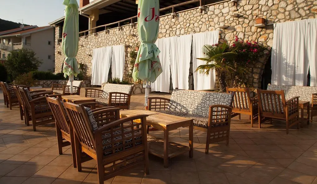 Hotel Zlatni Lav Martinscica  Martinscica (Cres)